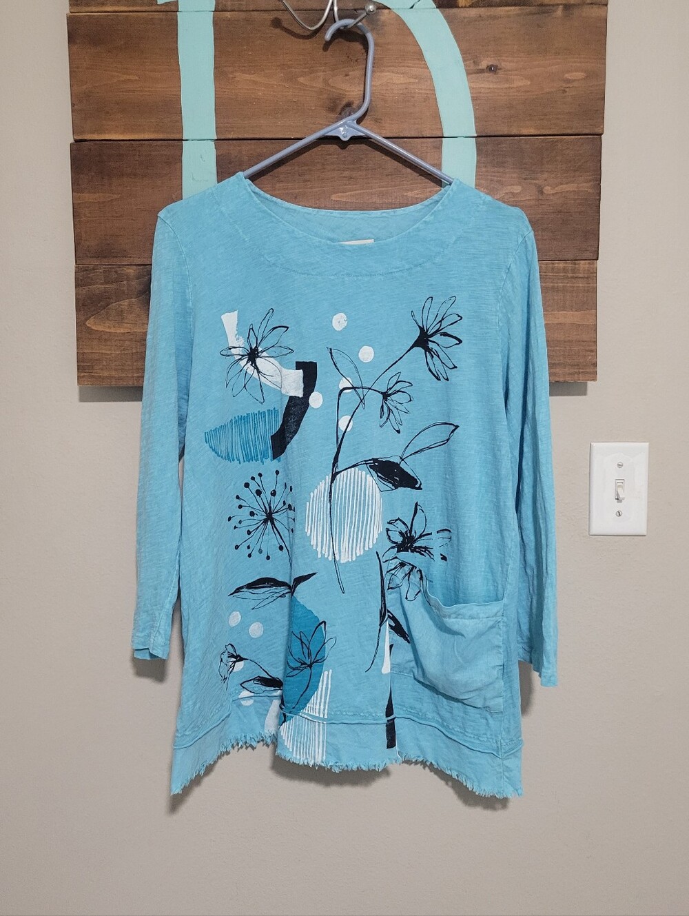 Jess & Jane Light Blue Artzie Floral Lagenlook Tunic Top Size Small